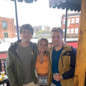 Meet your Posher, Jackson